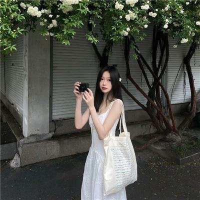 黄色眼泪